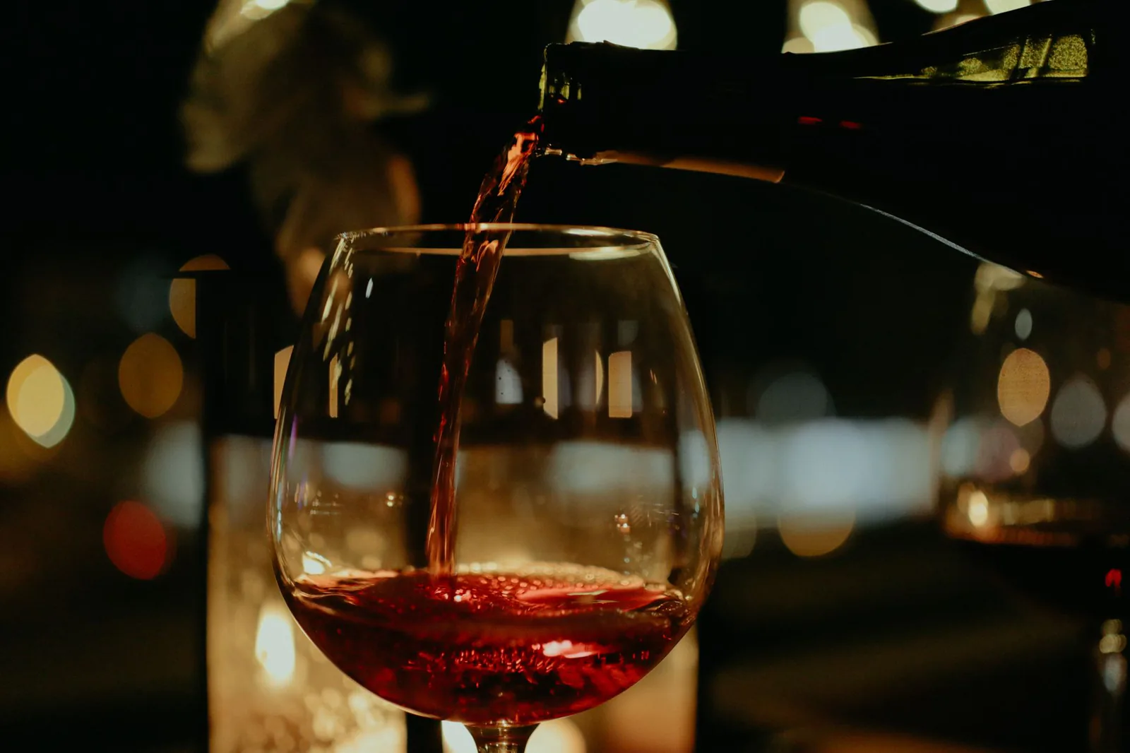 wine pour